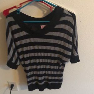 Black and gray striped quarter length sweater